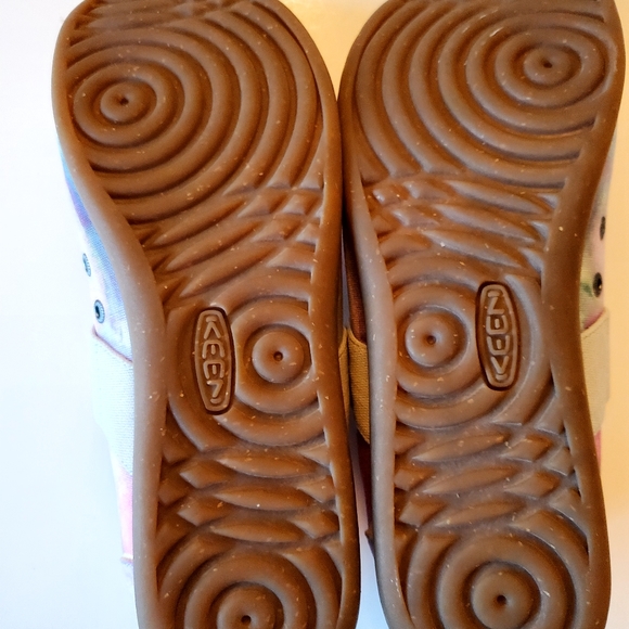 Keen Women's Pink Tie Dye Fabric Mary Jane Shoes size 38 - Picture 5 of 5